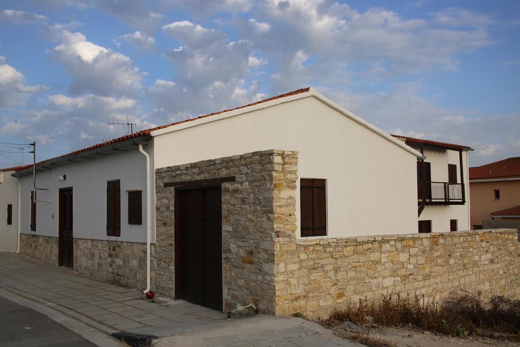 Charoullas Traditional Mansion Villa Alaminos Exterior foto