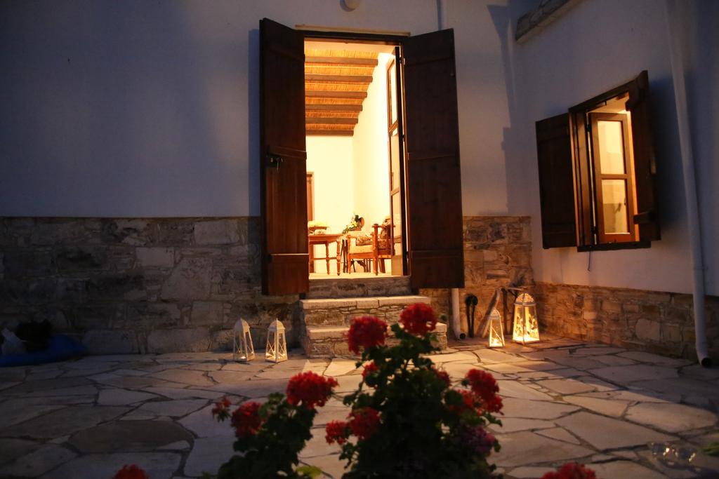 Charoullas Traditional Mansion Villa Alaminos Exterior foto