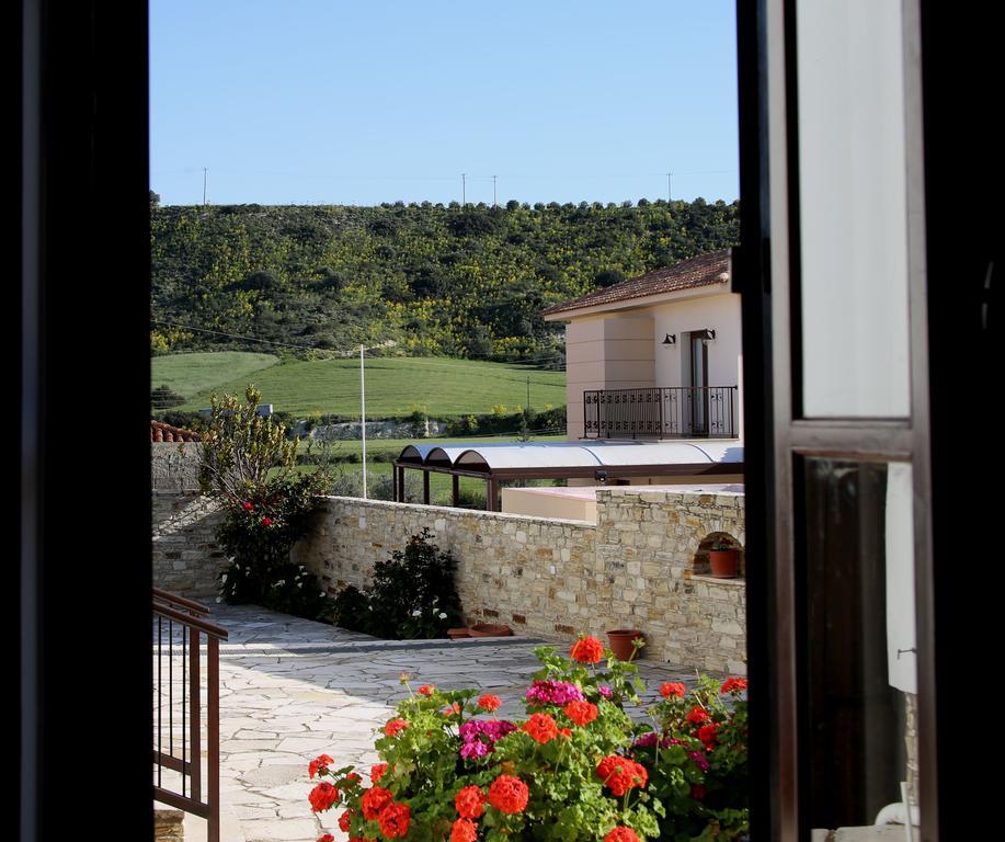 Charoullas Traditional Mansion Villa Alaminos Exterior foto