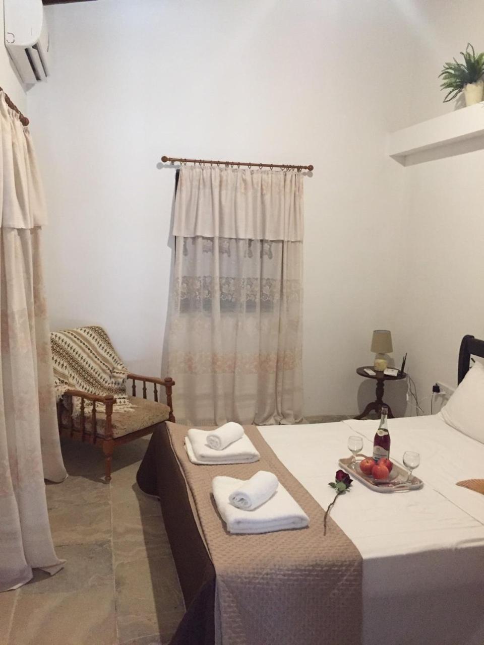 Charoullas Traditional Mansion Villa Alaminos Exterior foto